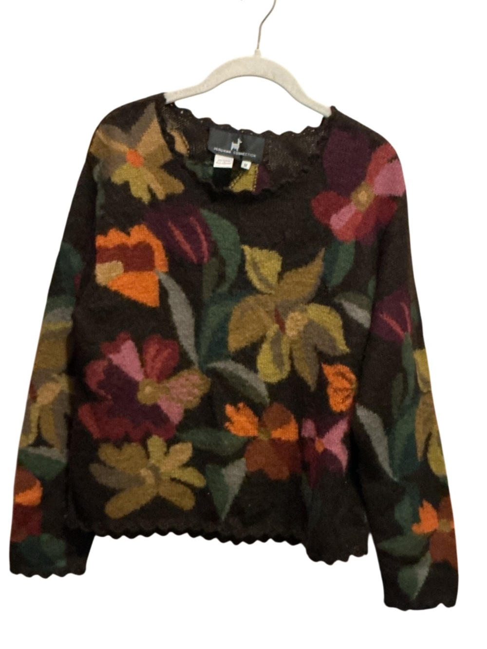 Peruvian Connection Vintage 100% Alpaca Black/ Burgundy Multi Color Sweater